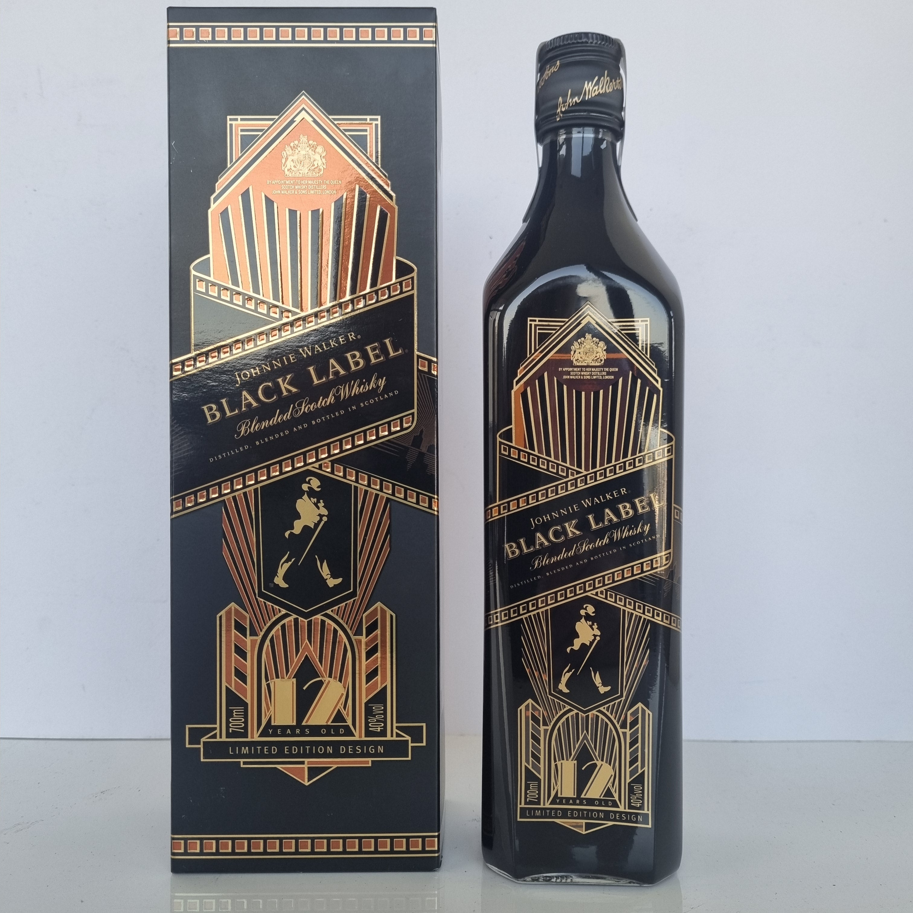 JOHNNIE WALKER BLACK LABEL ART DECO 70CL – Whiskey Hunter
