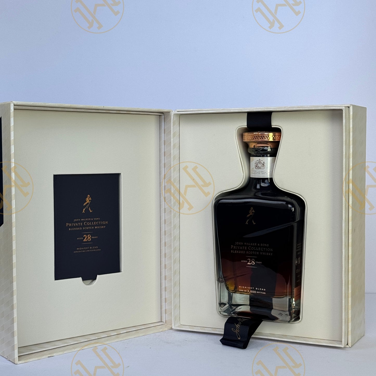 JOHNNIE WALKER PRIVATE COLLECTION 2018 28Y 70CL