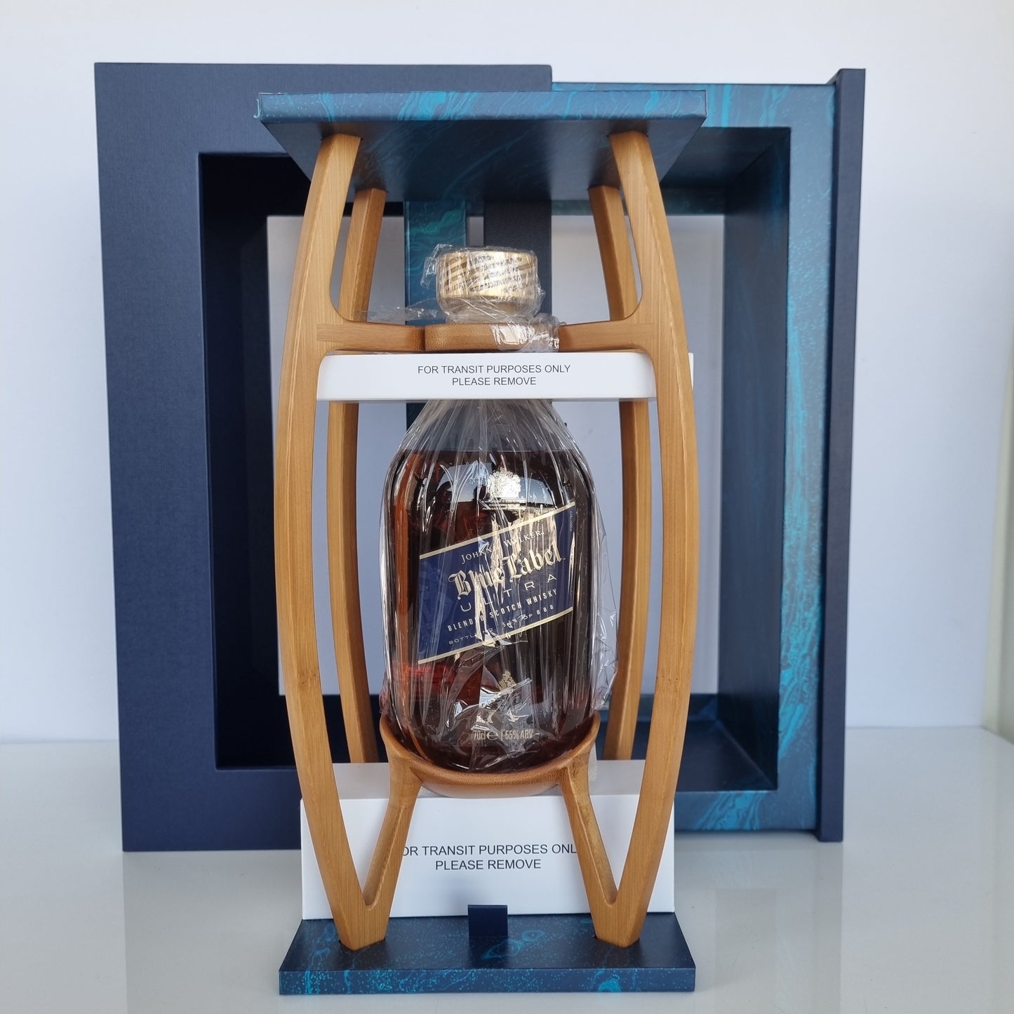 JOHNNIE WALKER BLUE LABEL ULTRA 70CL