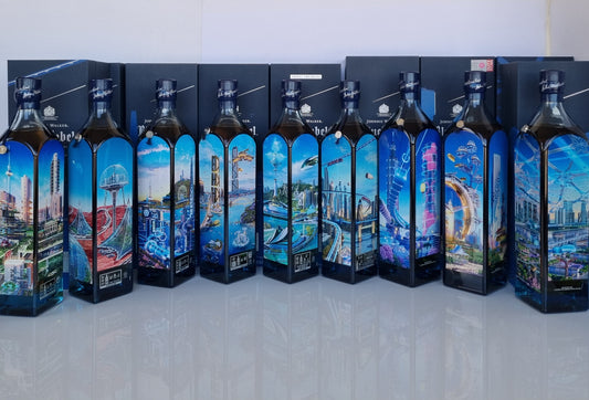 JOHNNIE WALKER BLUE LABEL 2220 –set of 9 CITIES OF THE FUTURE 75CL
